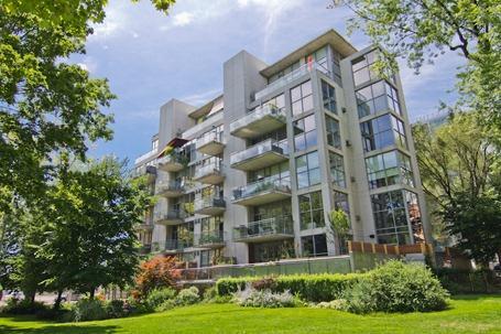 Twenty Niagara Lofts