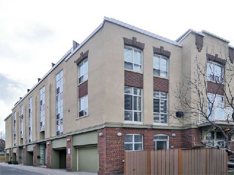 957 Broadview Lofts