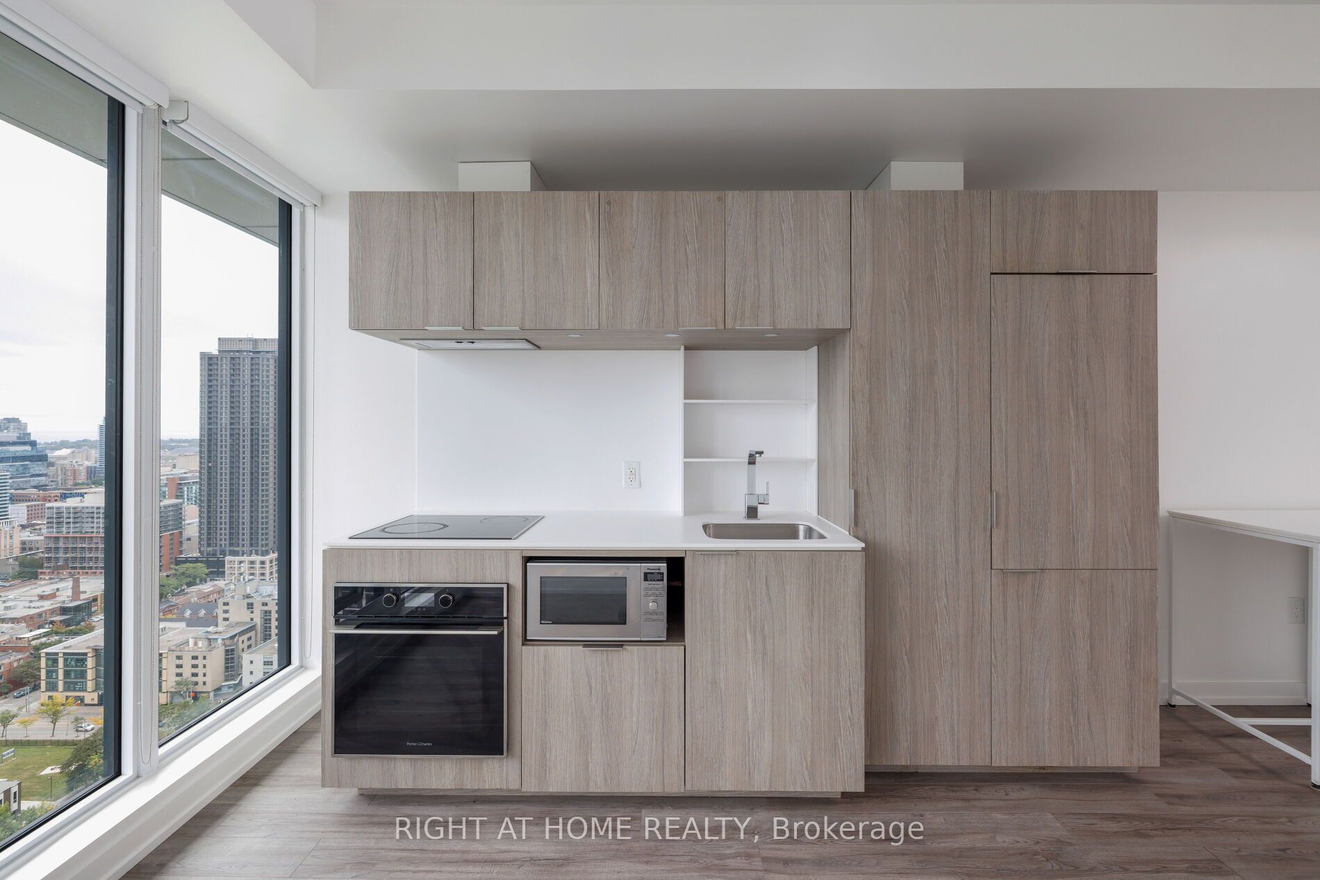 88 North Condos and Lofts 77, #PH09