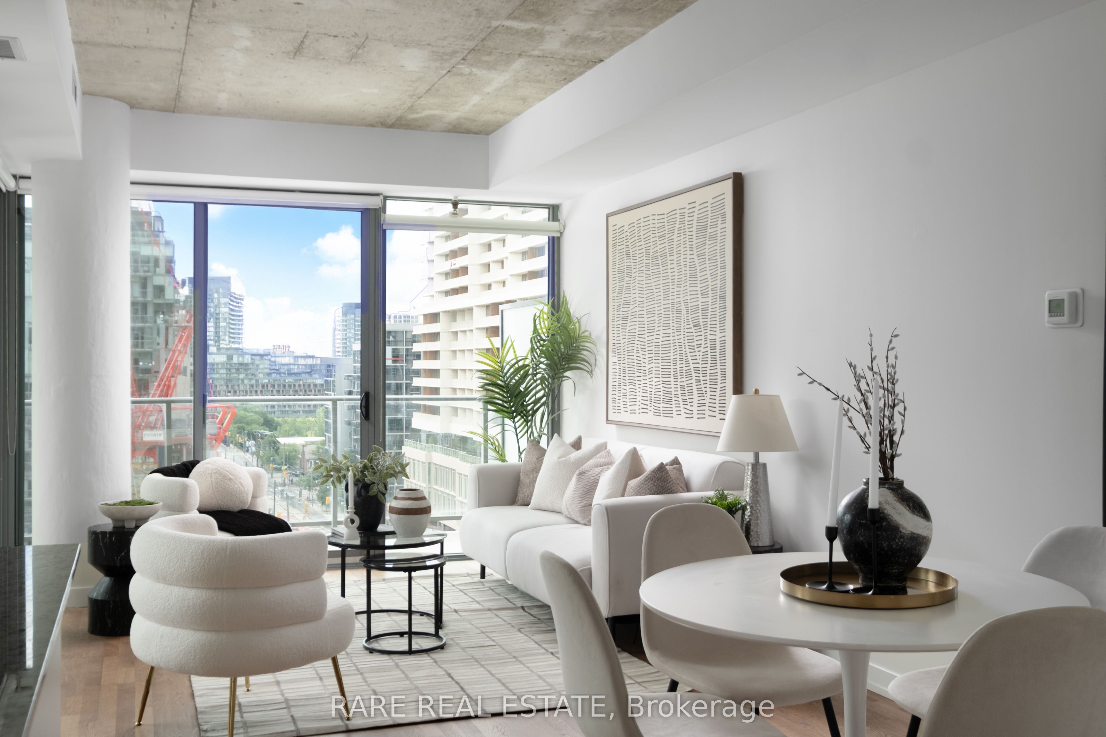 Six50 King West Lofts