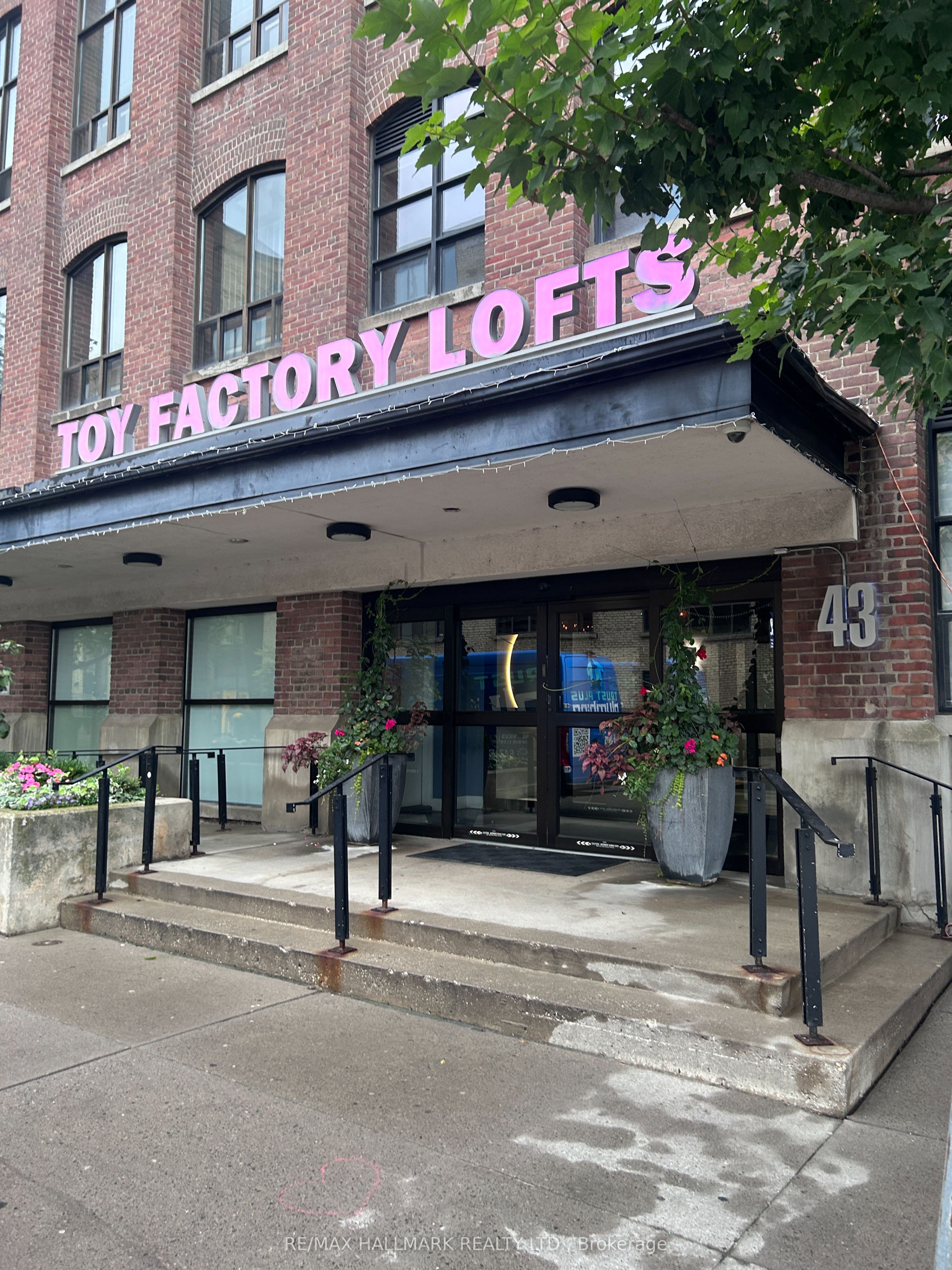 Toy Factory Lofts, #707