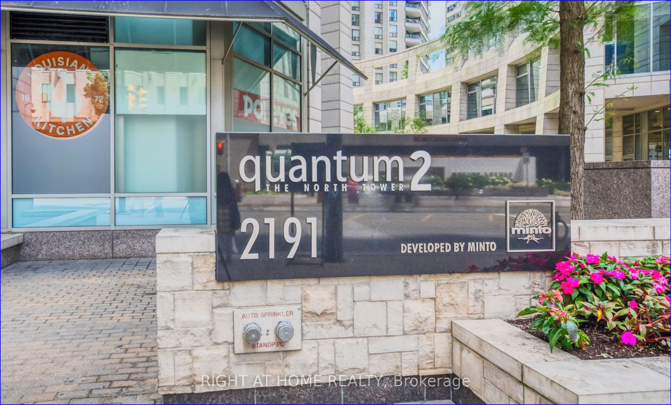 Quantum North Tower Lofts