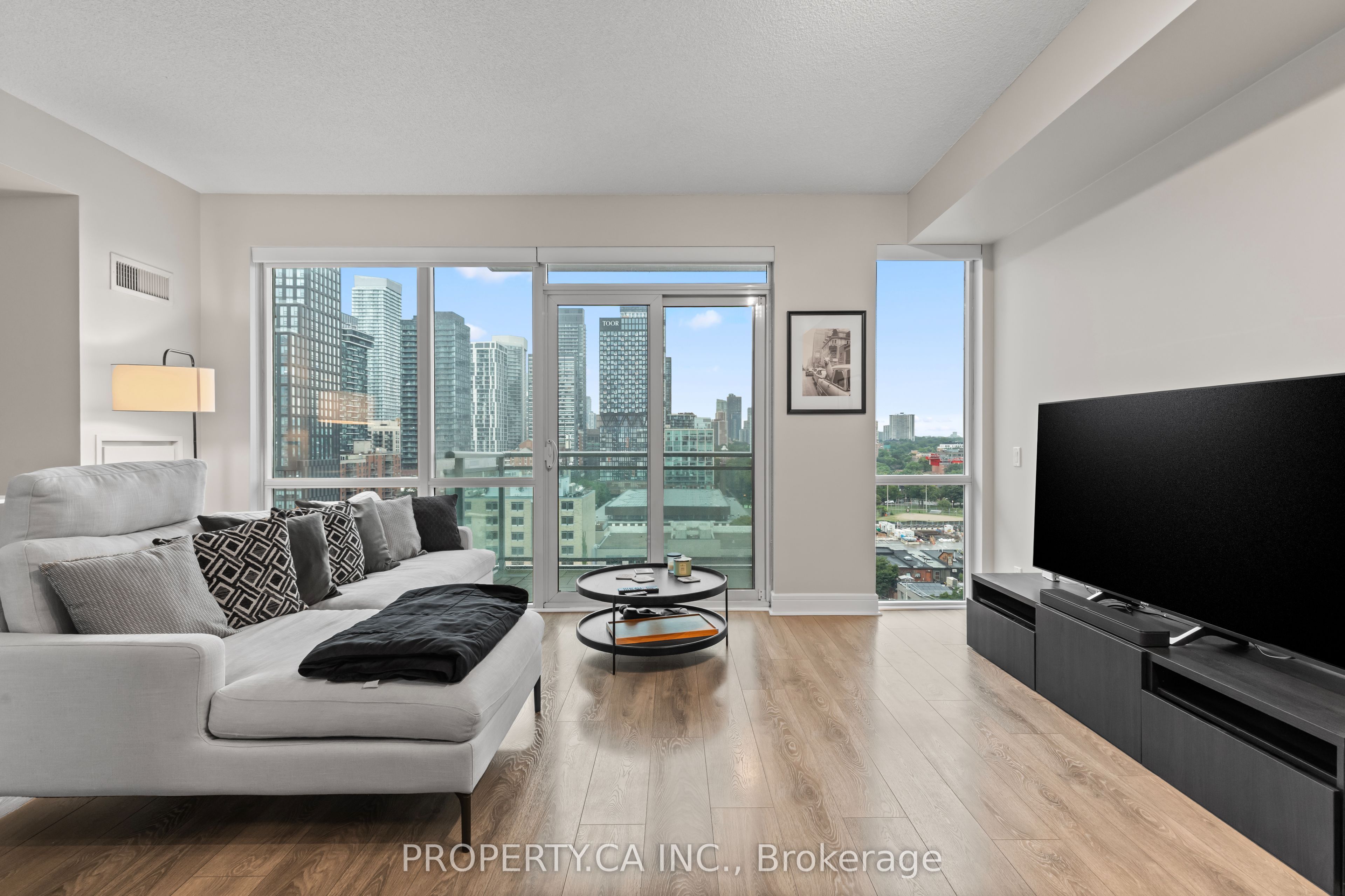 Vu Condos & Lofts, #1204