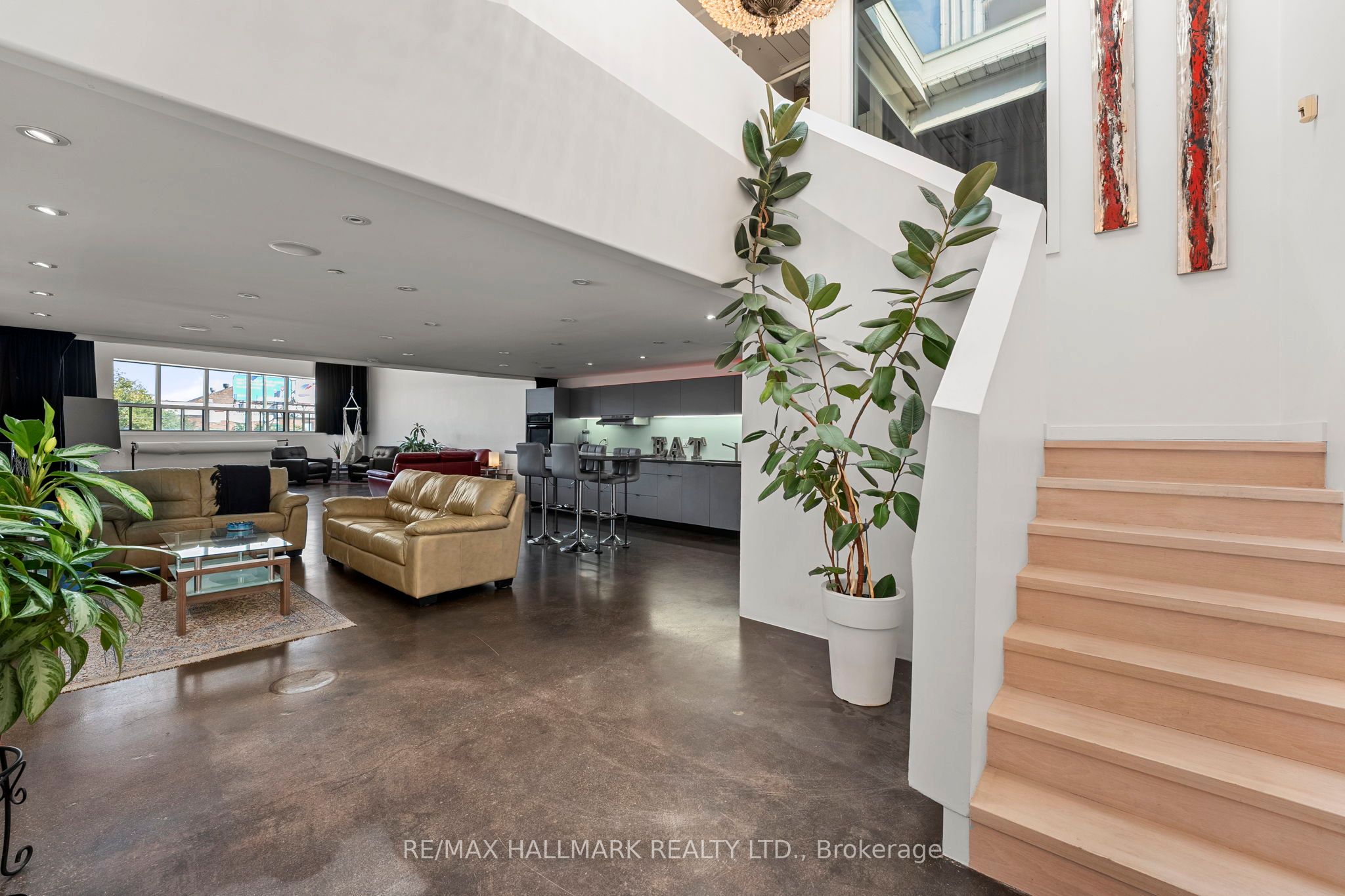 i-Zone Lofts, #226
