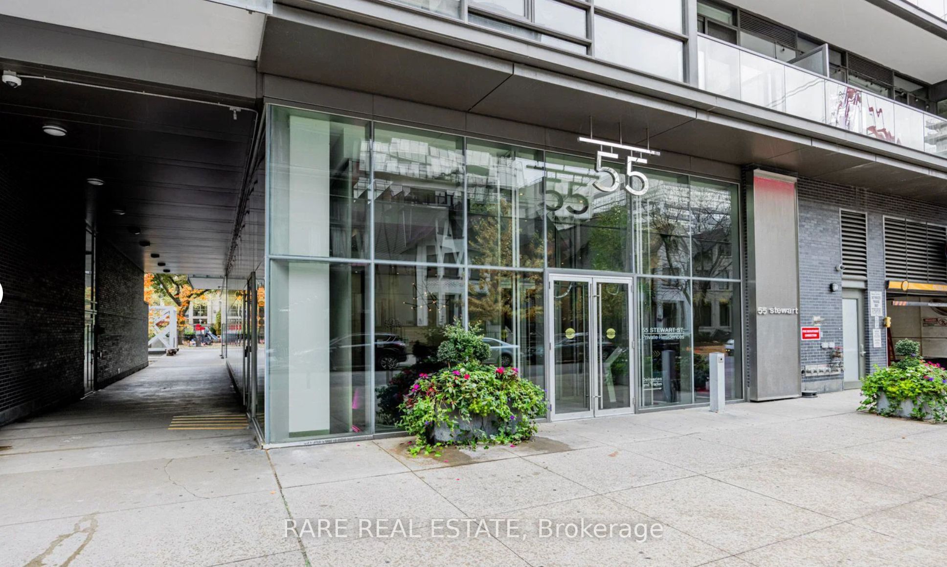 550 Wellington Lofts