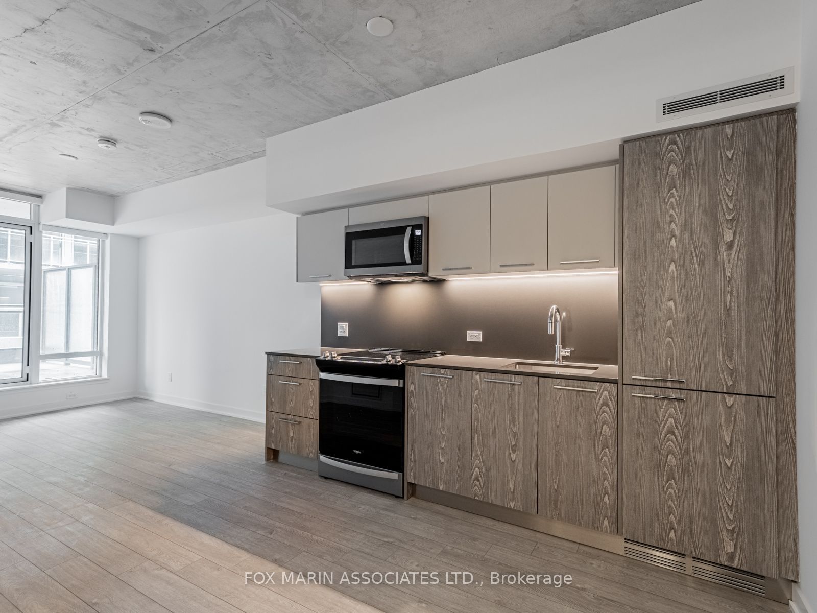 Riverside Square Lofts 15-45, #206