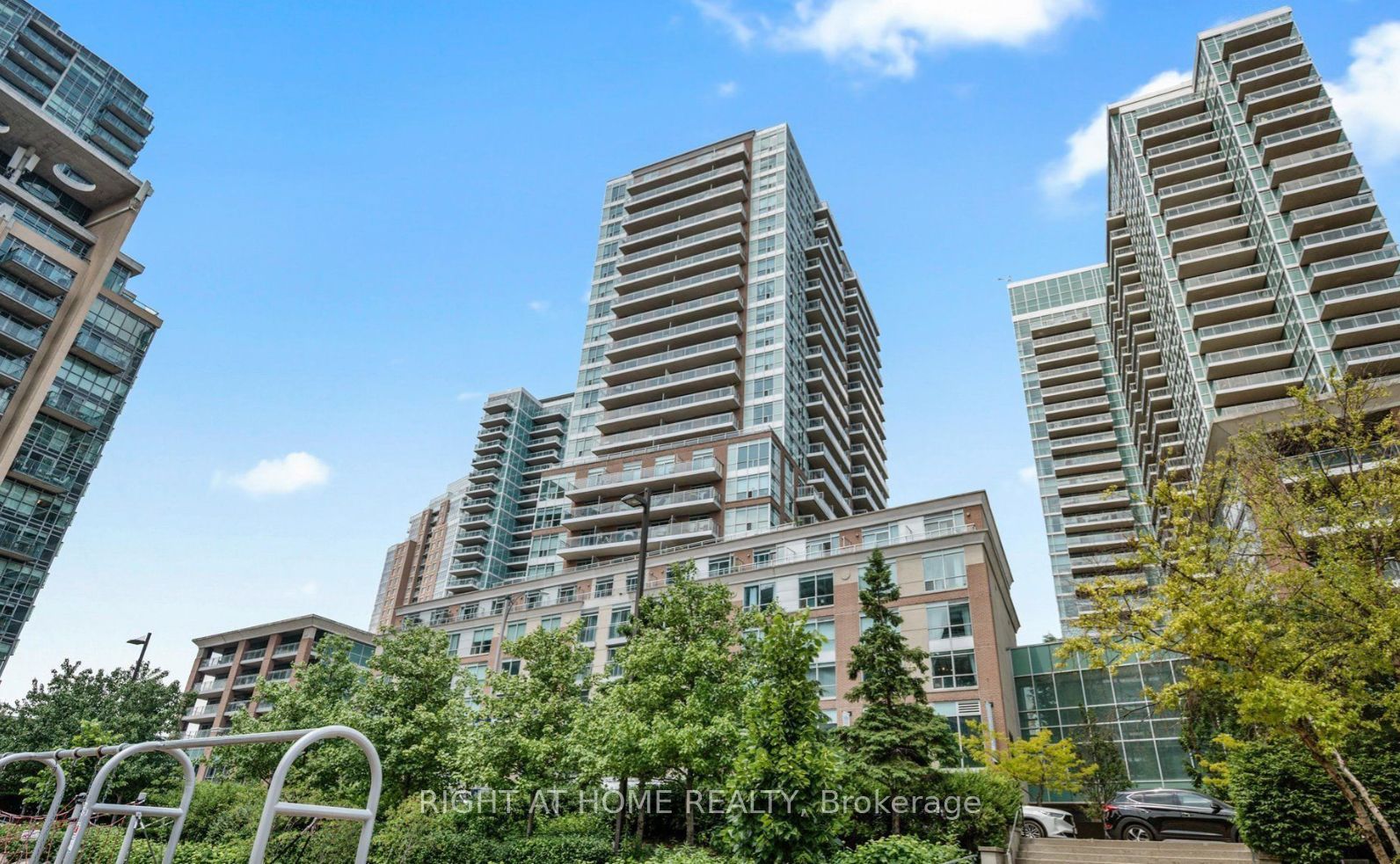 Battery Park Lofts