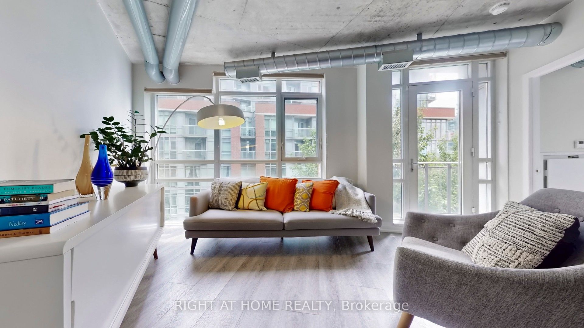 Westside Gallery Lofts