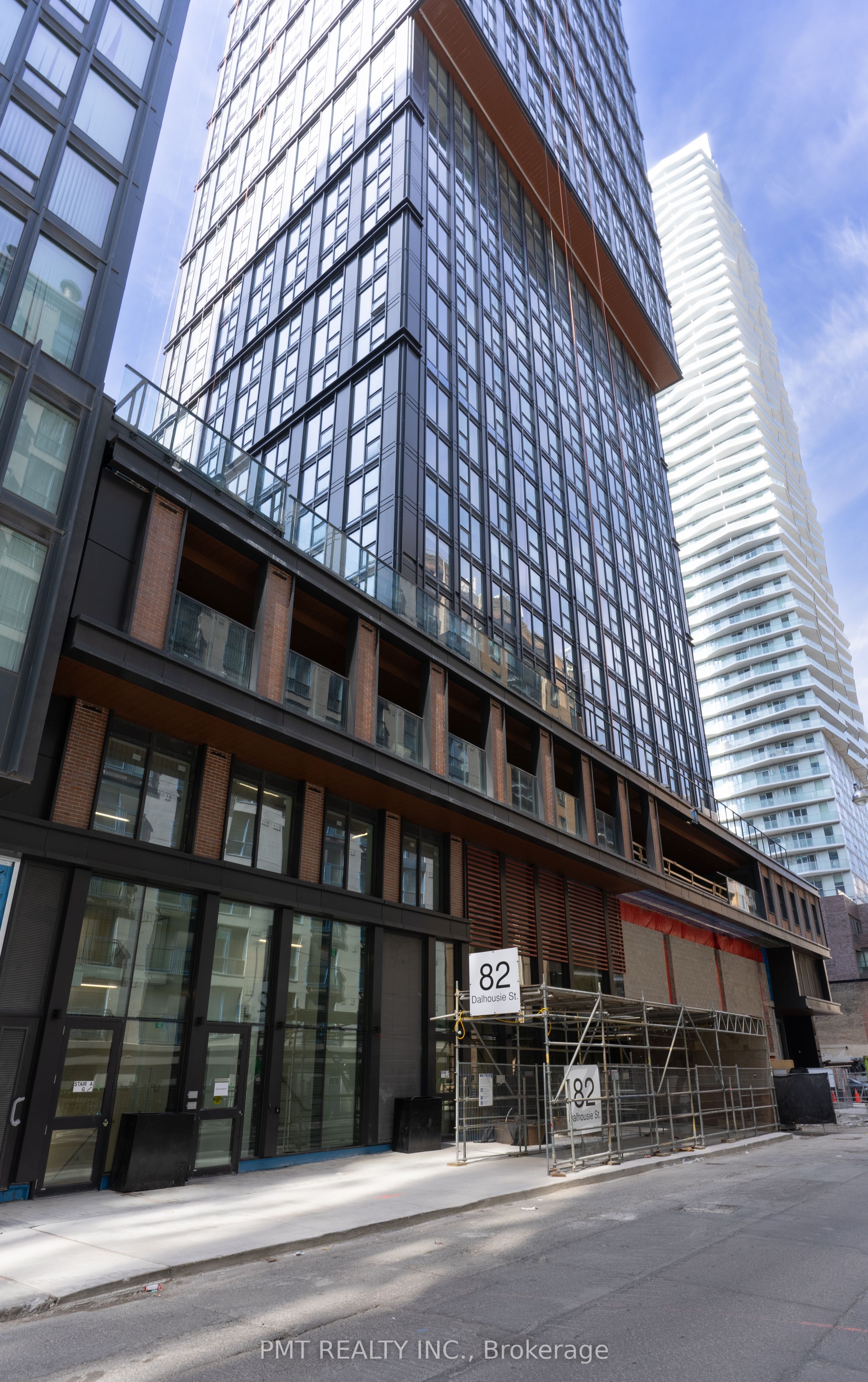 Merchandise Lofts, #806