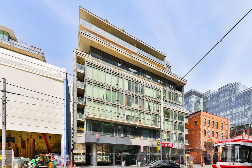 Six50 King West Lofts, #207