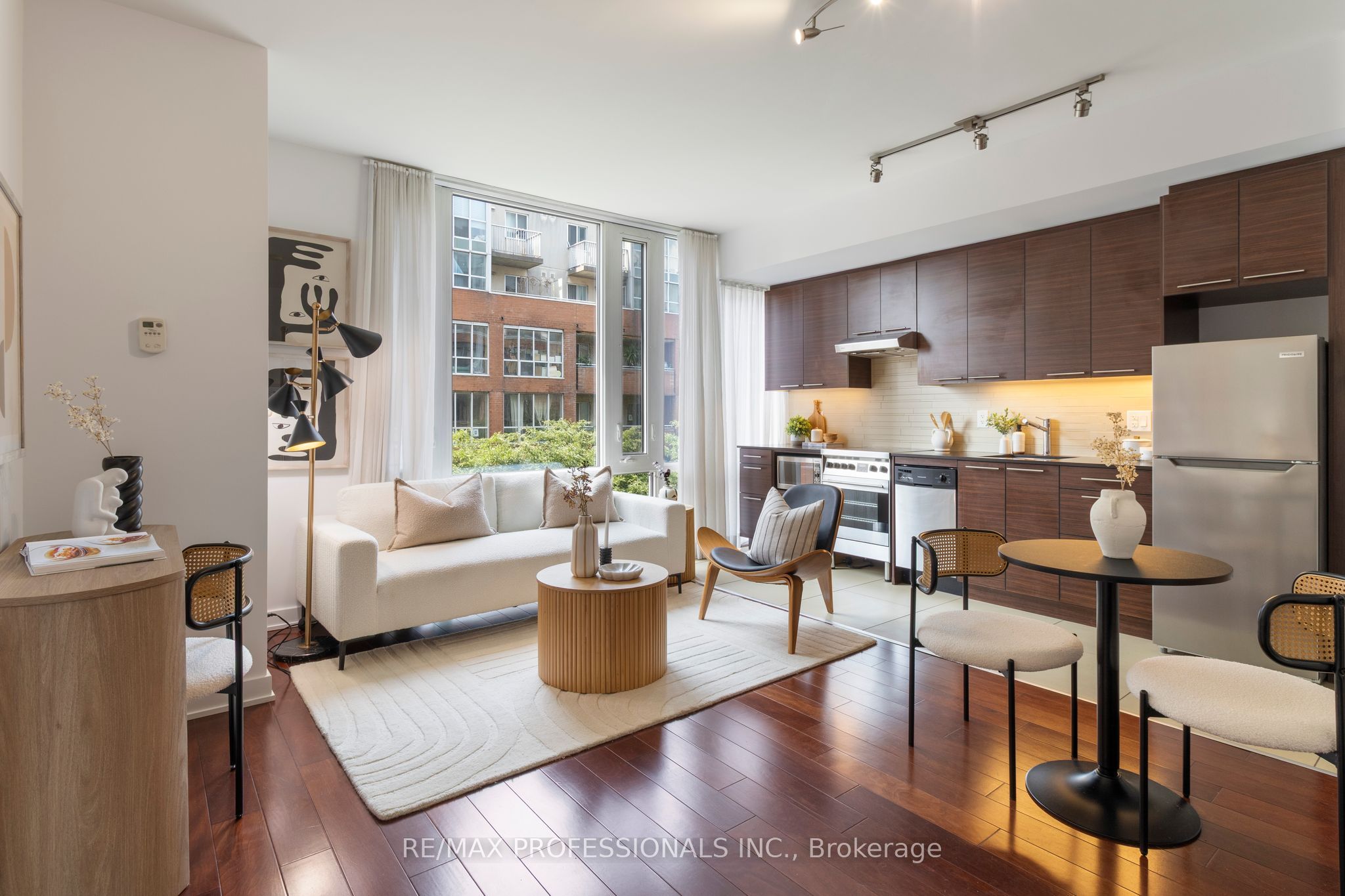 Market Wharf Lofts, #422