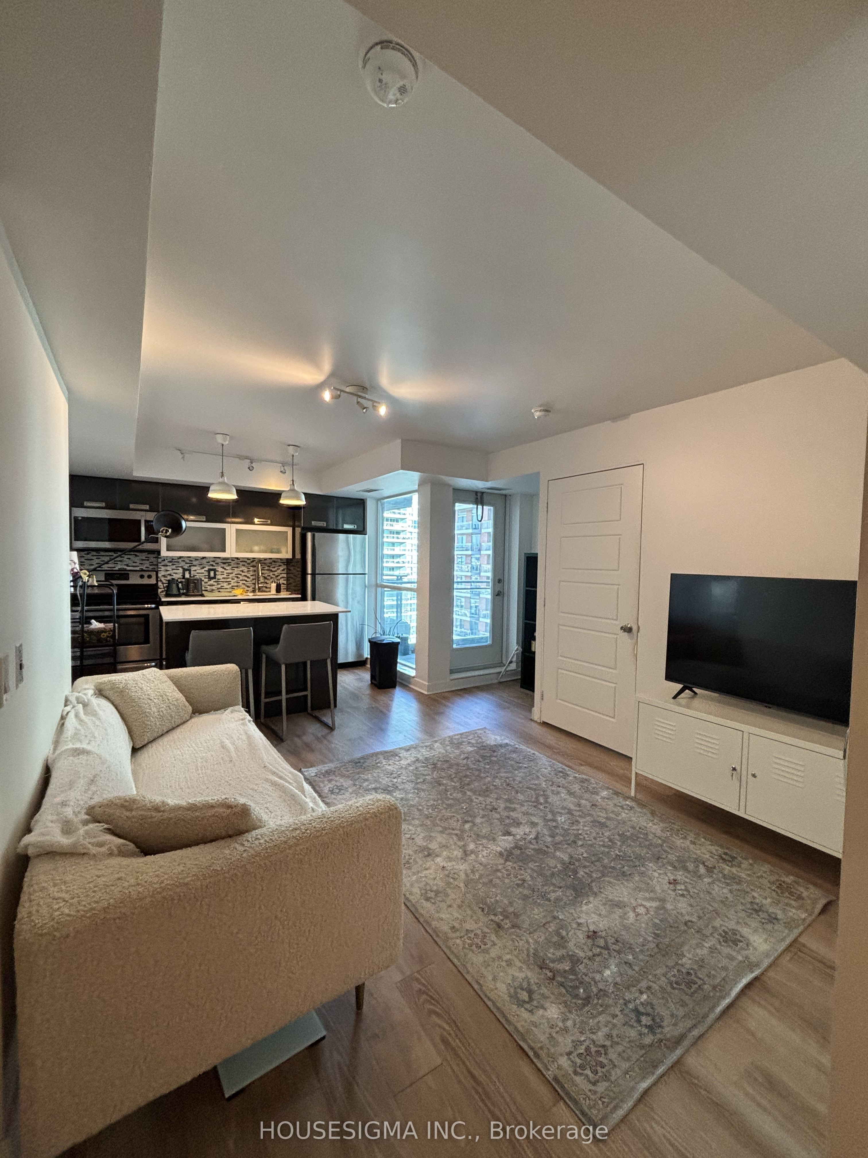 Vibe at Liberty Village Lofts, #1911