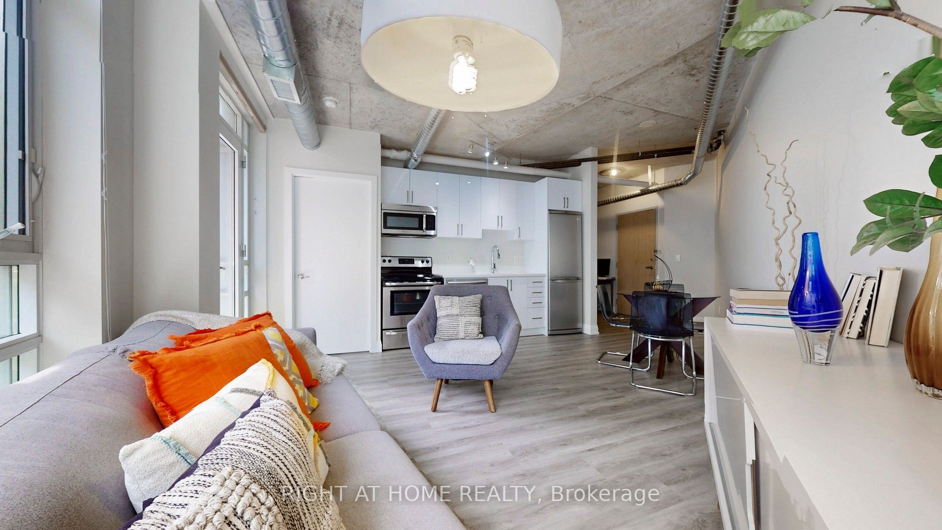 Westside Gallery Lofts