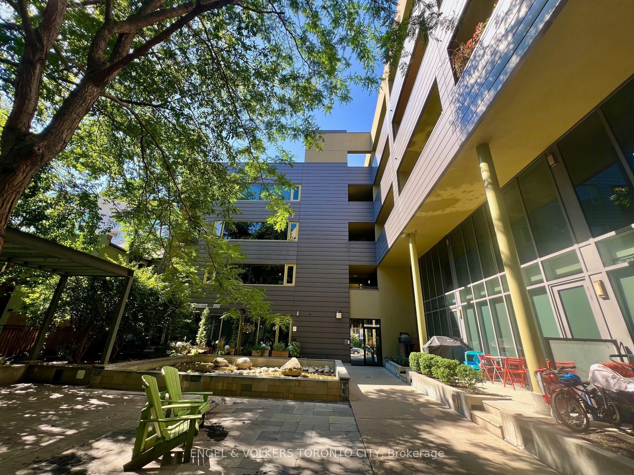 Roncesvalles Lofts, #202