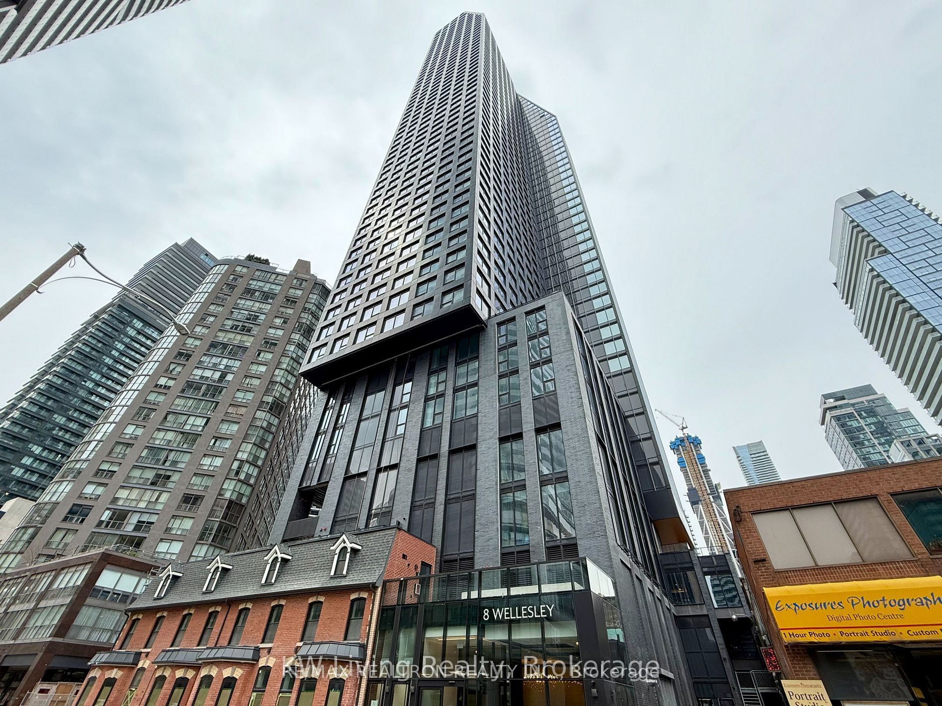 Eight Wellesley Lofts