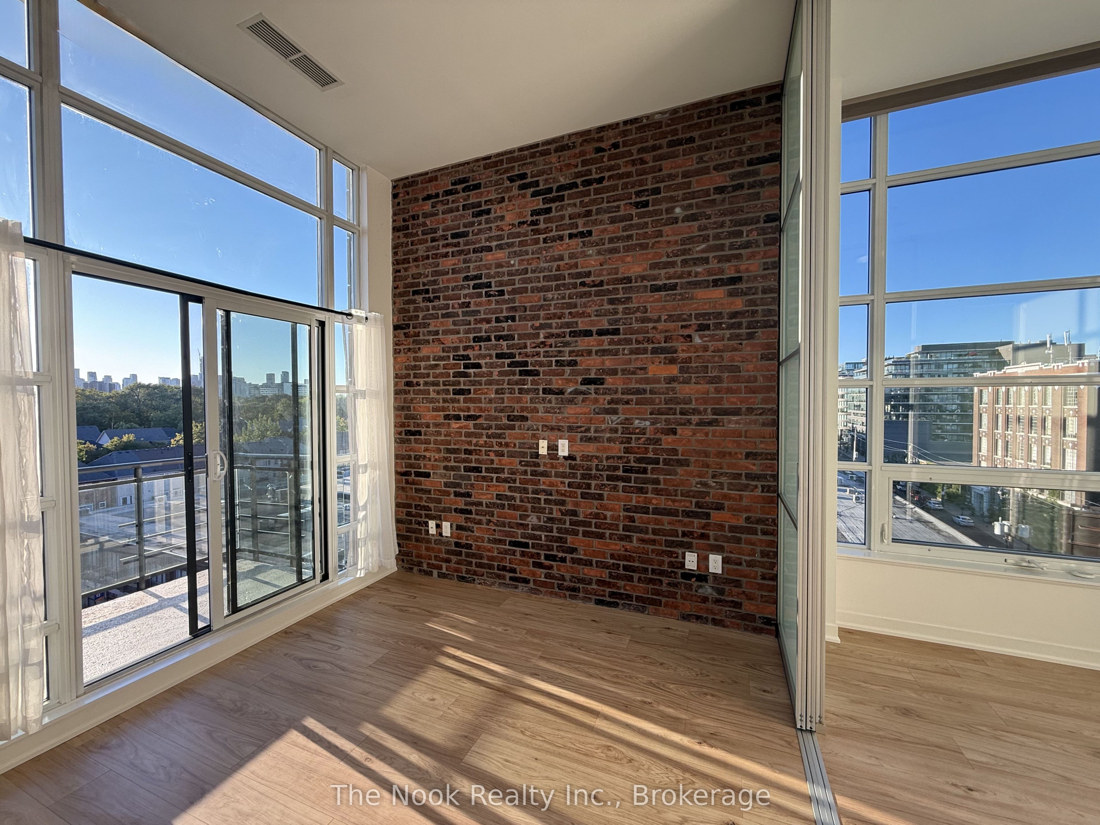 Showcase Lofts, #Ph712