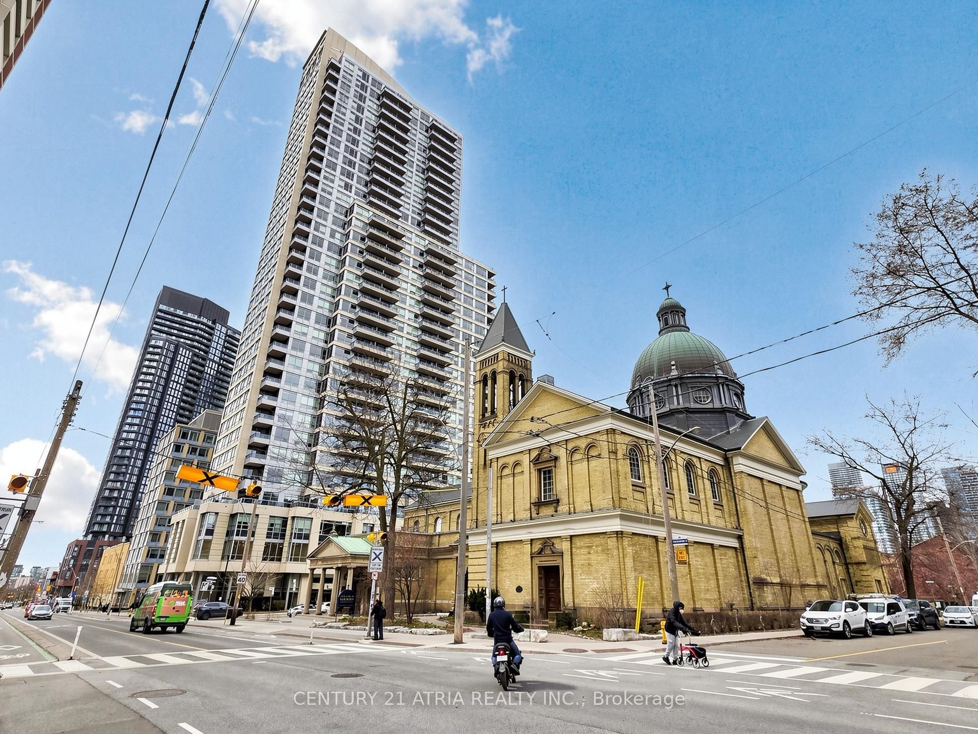 500 Condos & Lofts, #1401