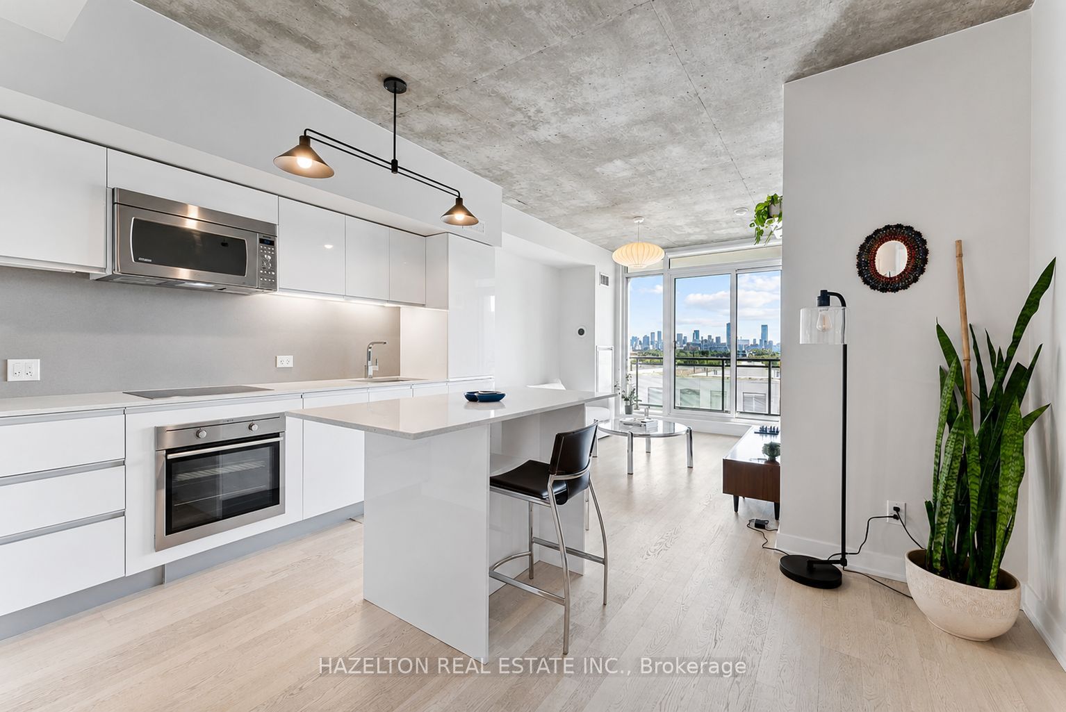 Carnaby Lofts, #825
