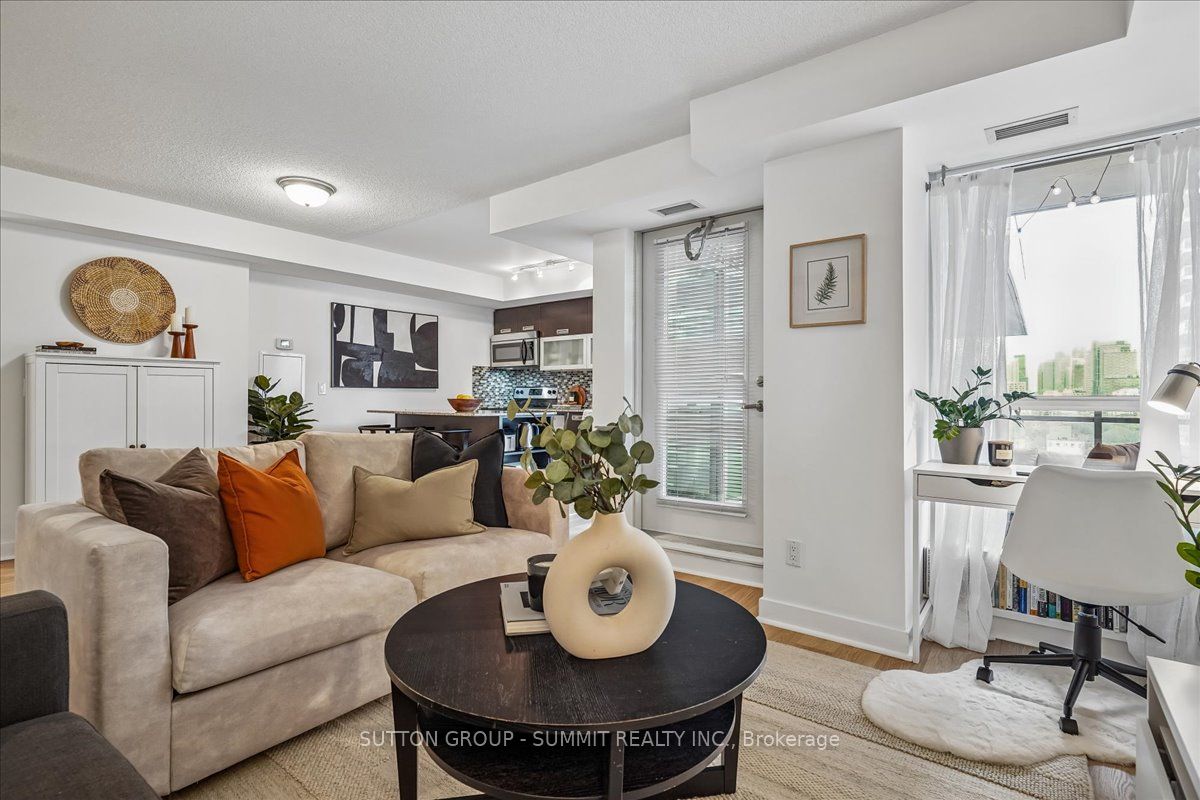 Vibe at Liberty Village Lofts, #1012