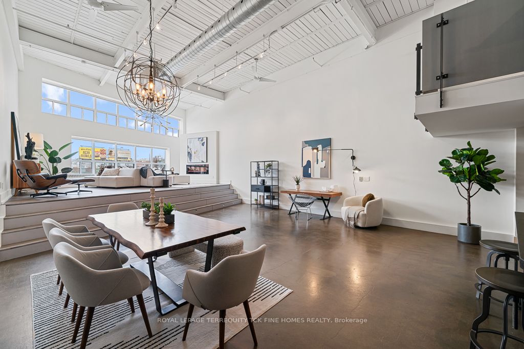 i-Zone Lofts