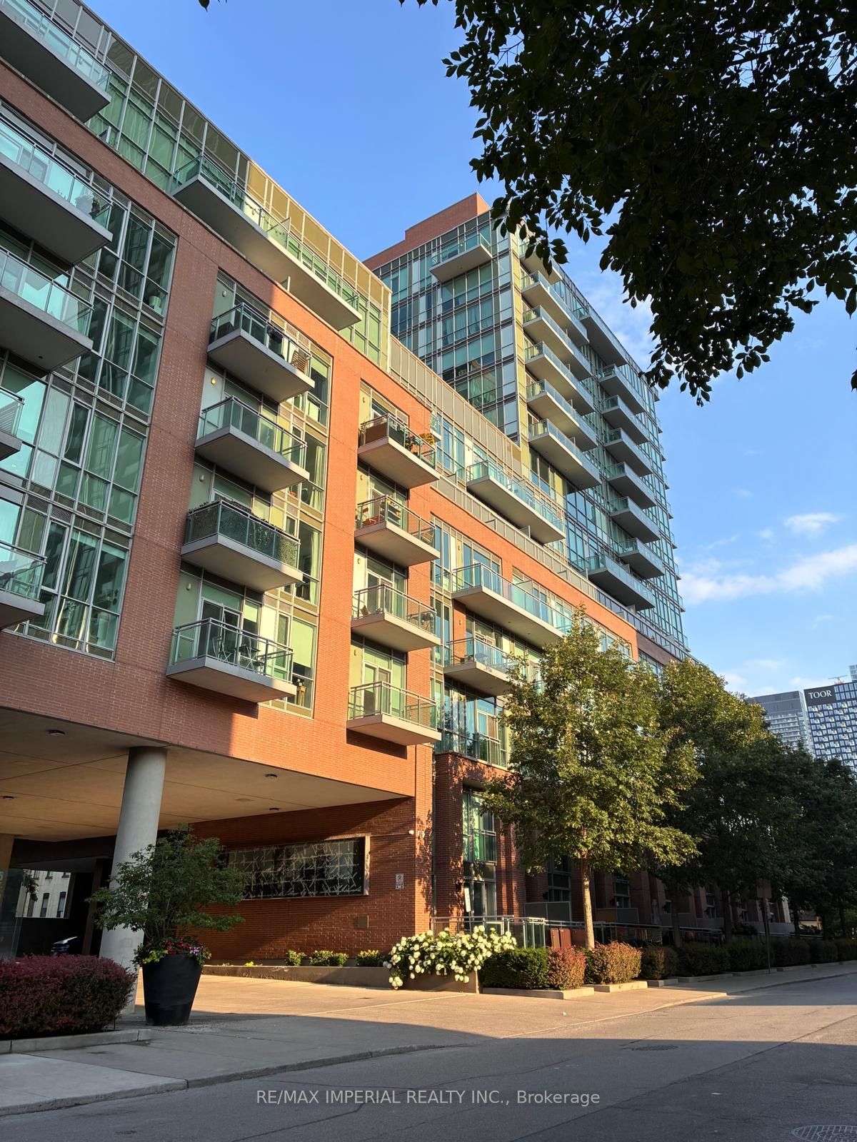 Vu Condos & Lofts, #N1002