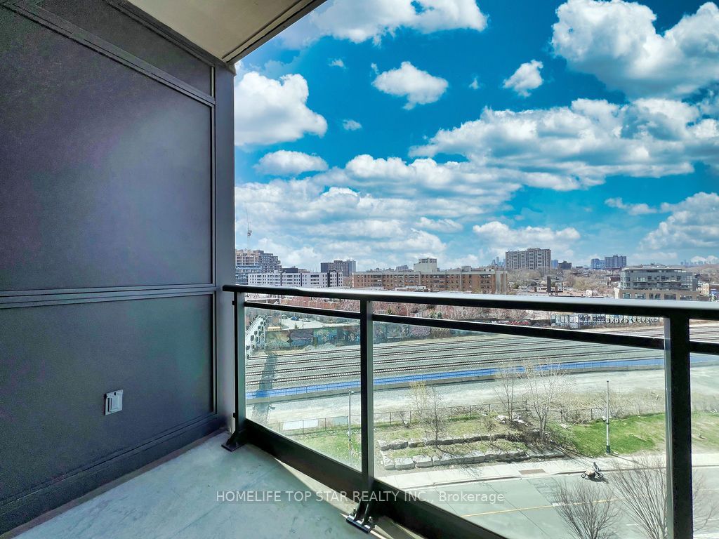 Bohemian Embassy Lofts, #913