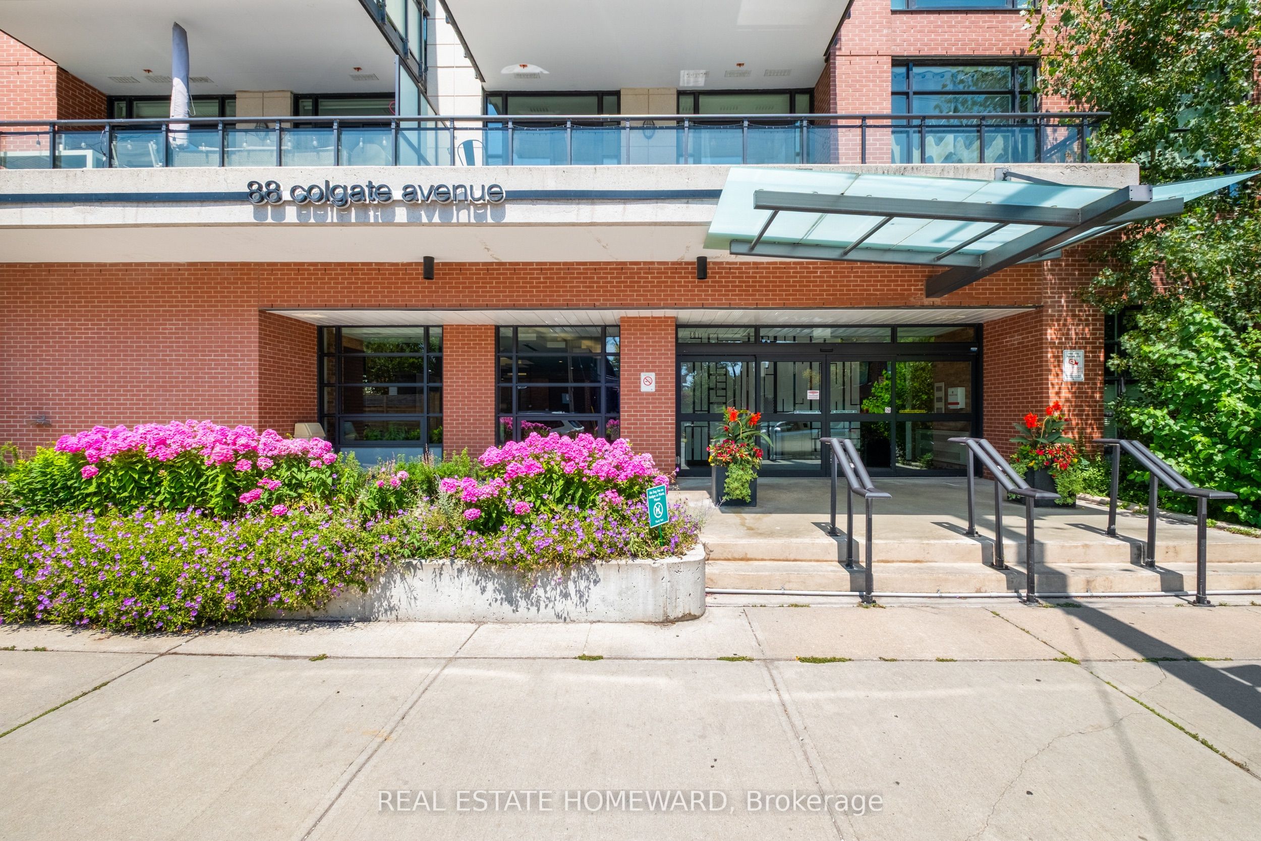 Showcase Lofts