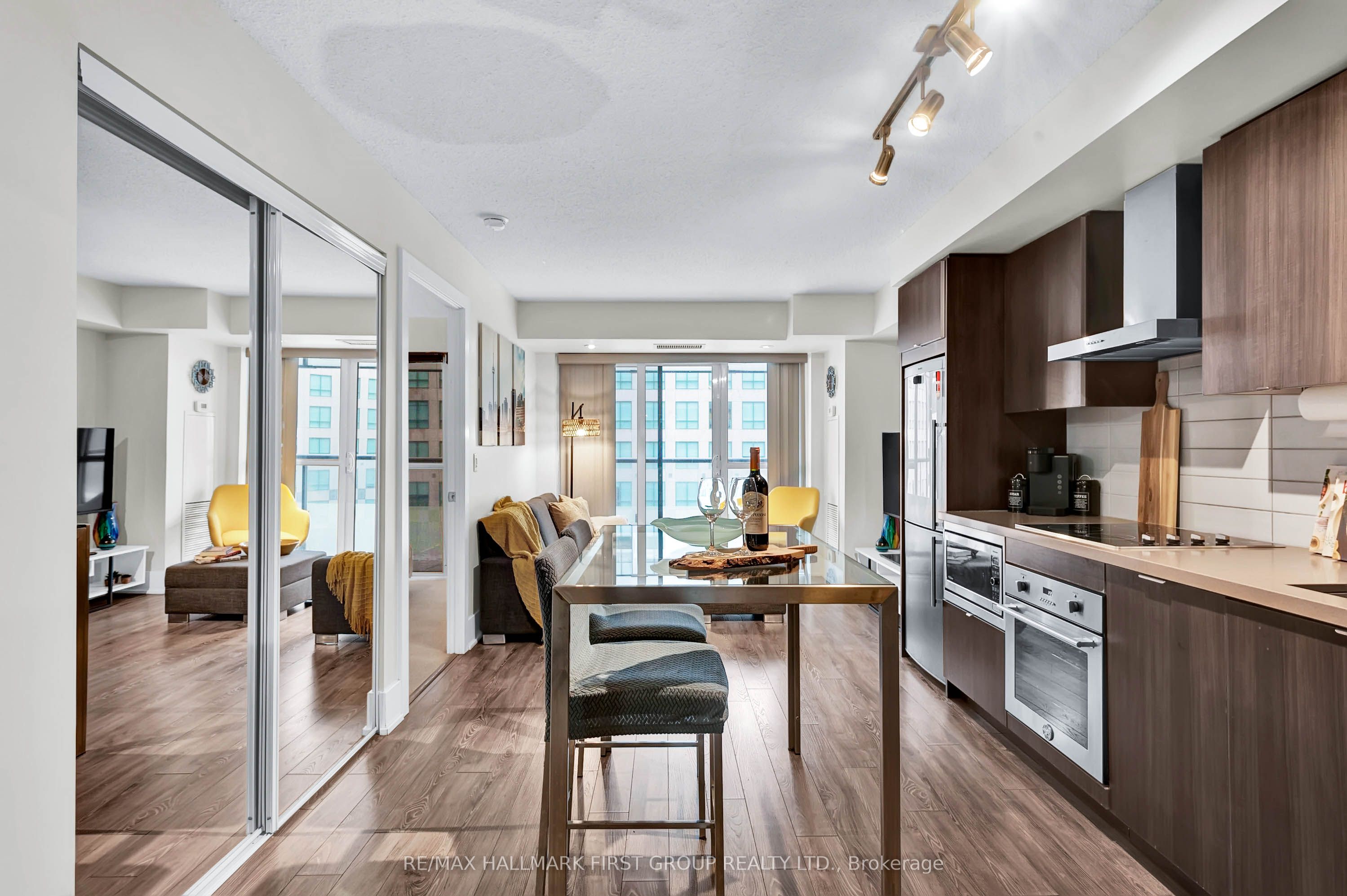 300 Front Street Lofts, #501