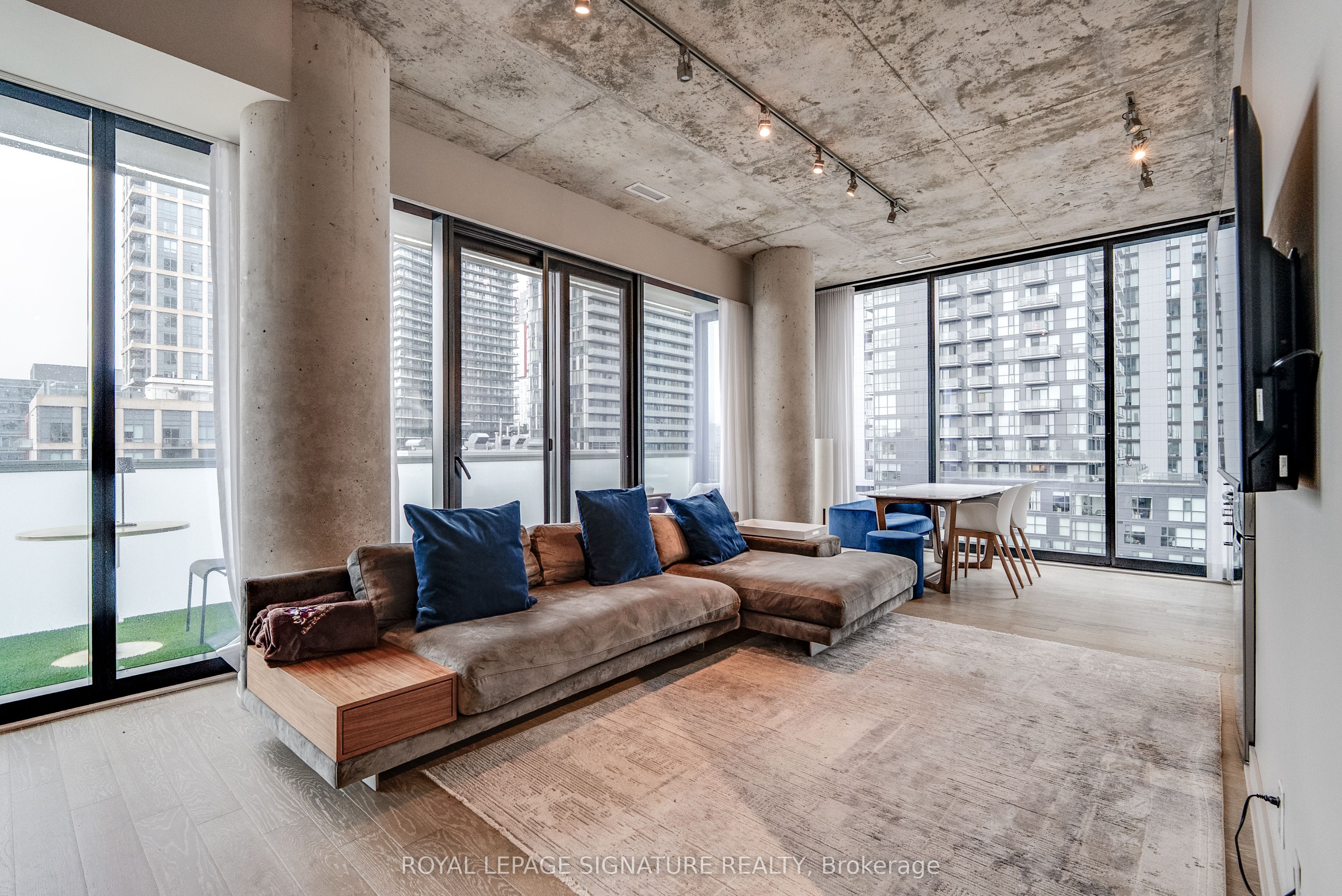 King Charlotte Lofts, #1606