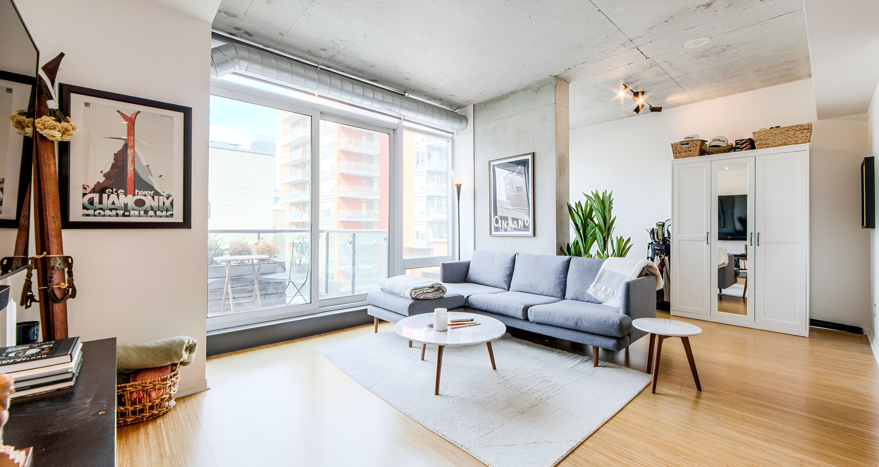 MoZo Lofts, #732 $2,900